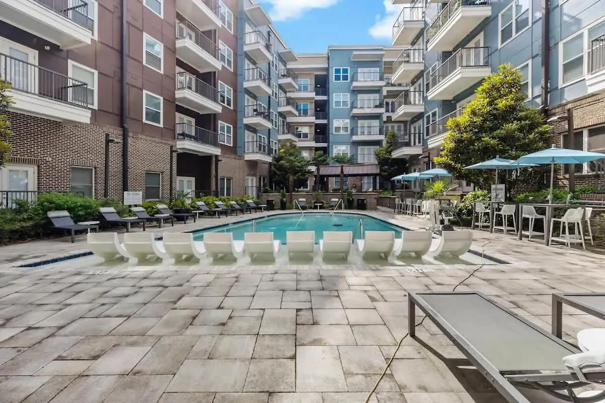 Apartament Modern 2Bd - 5 Min Dt, Gym, Parking, W-D - Sleeps 12 Charlotte